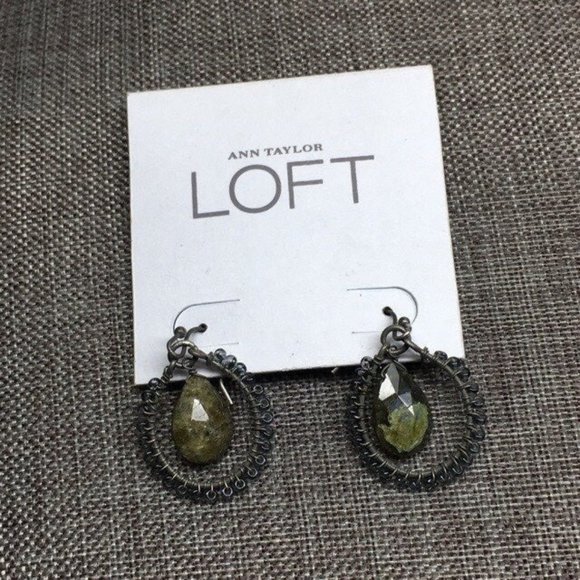 Ann Taylor Loft Earrings Dangle Pierced Beaded Silver Hoop Green Crackle Stone - Picture 2 of 4
